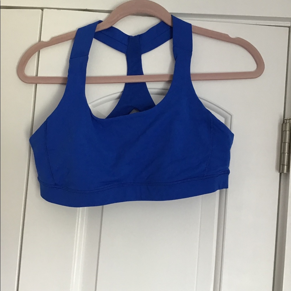 Lululemon sports bra